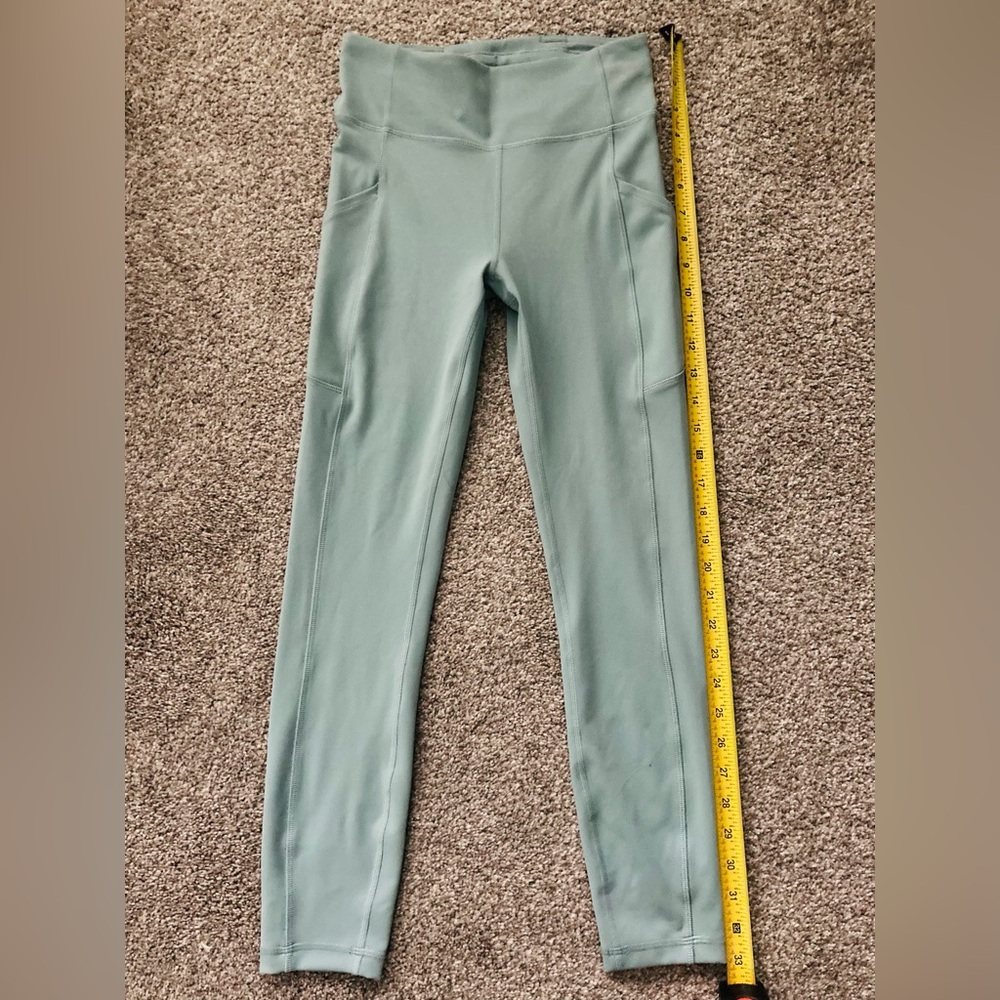 Preowned Women’s Lululemon Invigorate LW5CQFS Leggings Mint Breeze Size 4